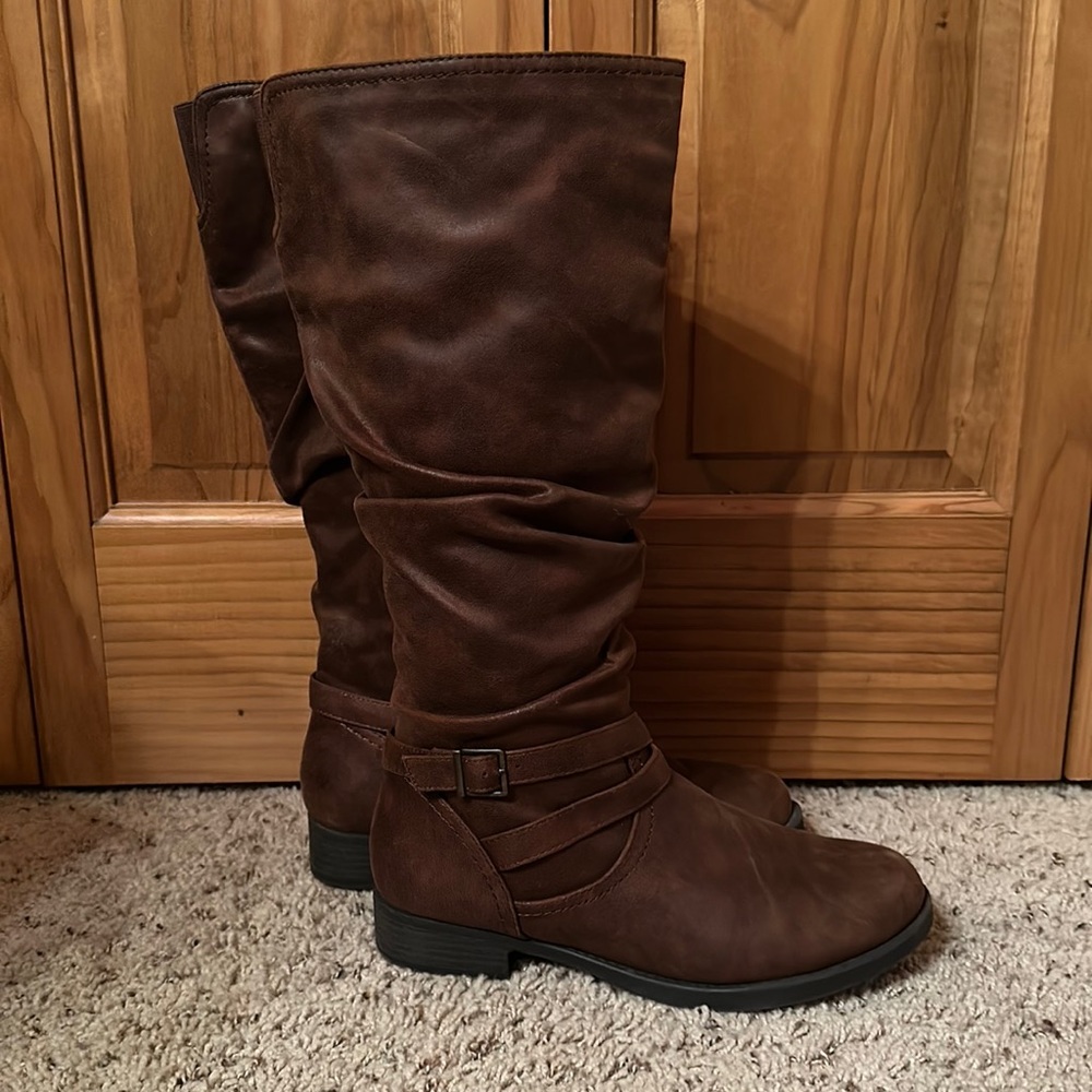 Brown boots